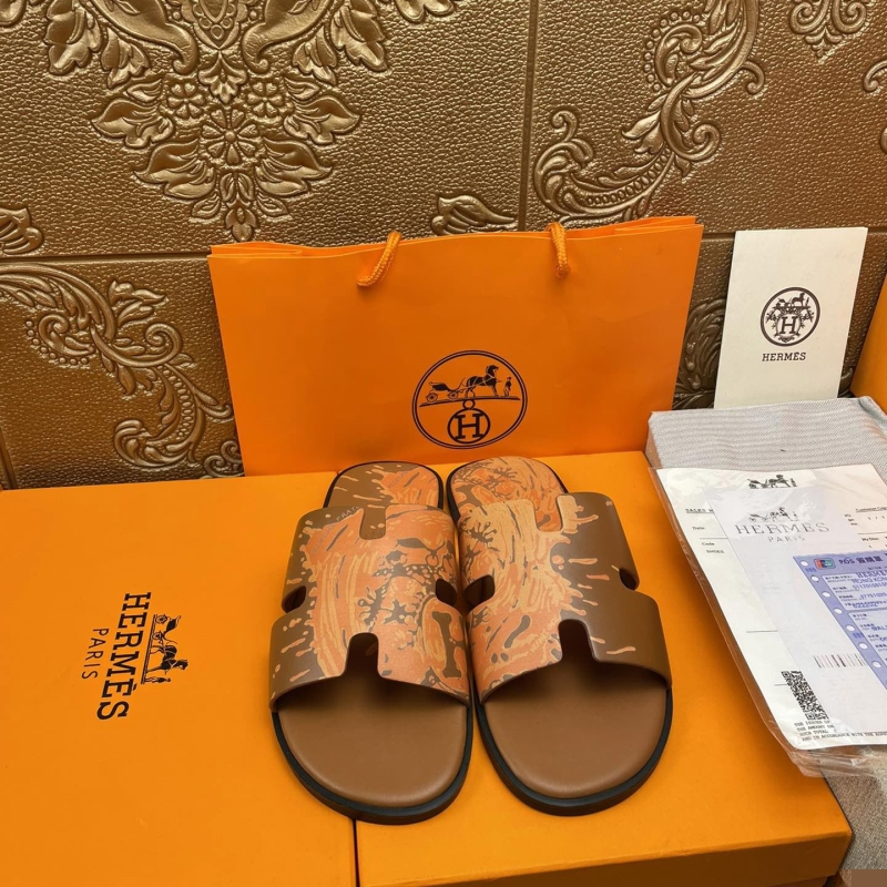 H**mes slippers
